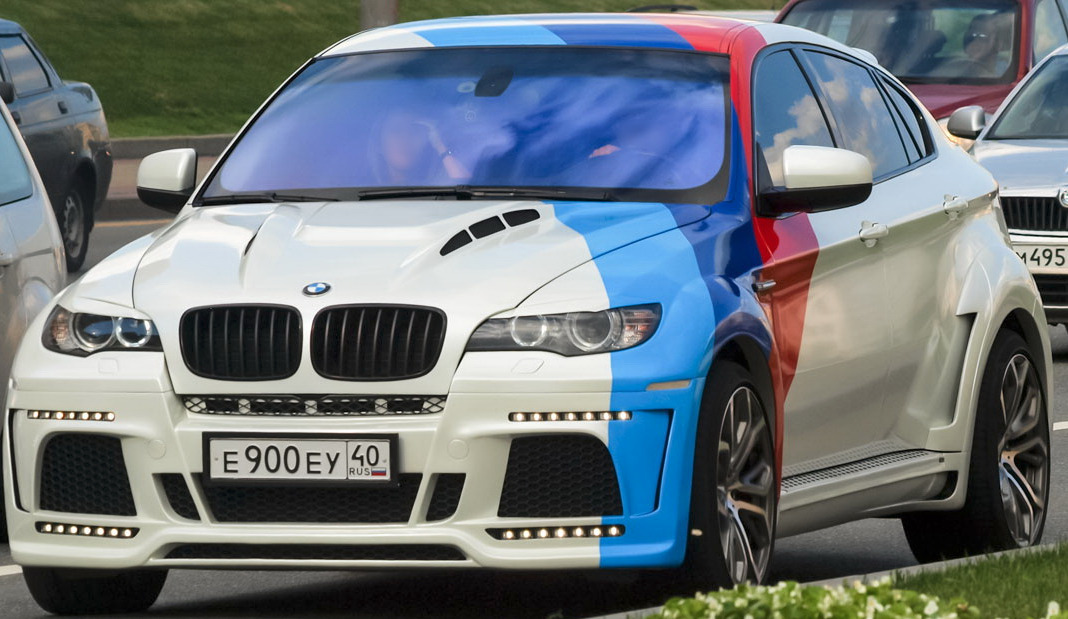 Пример входного изображения для классификатора «detailed_vehicle_color»